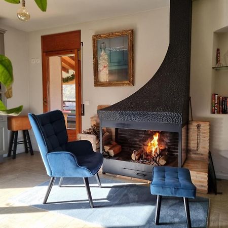 Harveys Homestay - Adults Only Mieres  Eksteriør billede